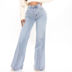 Bridge The Distance Wide Leg Jeans - Medium Blue Wash
